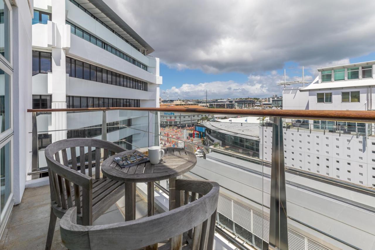 Апартаменты Stunning Waterfront Location With Huge Balcony! Окленд Экстерьер фото