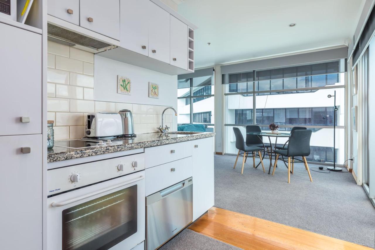 Апартаменты Stunning Waterfront Location With Huge Balcony! Окленд Экстерьер фото